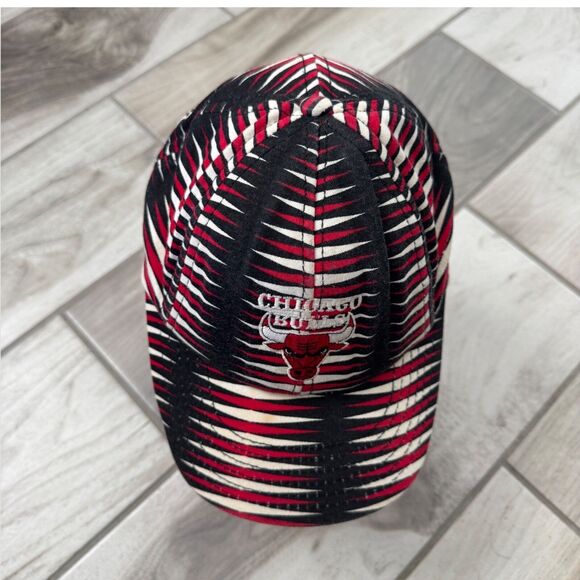 Vintage Chicago Bulls Snapback Hat Starter Bob Lanter Red Black White USA Made - Picture 3 of 10